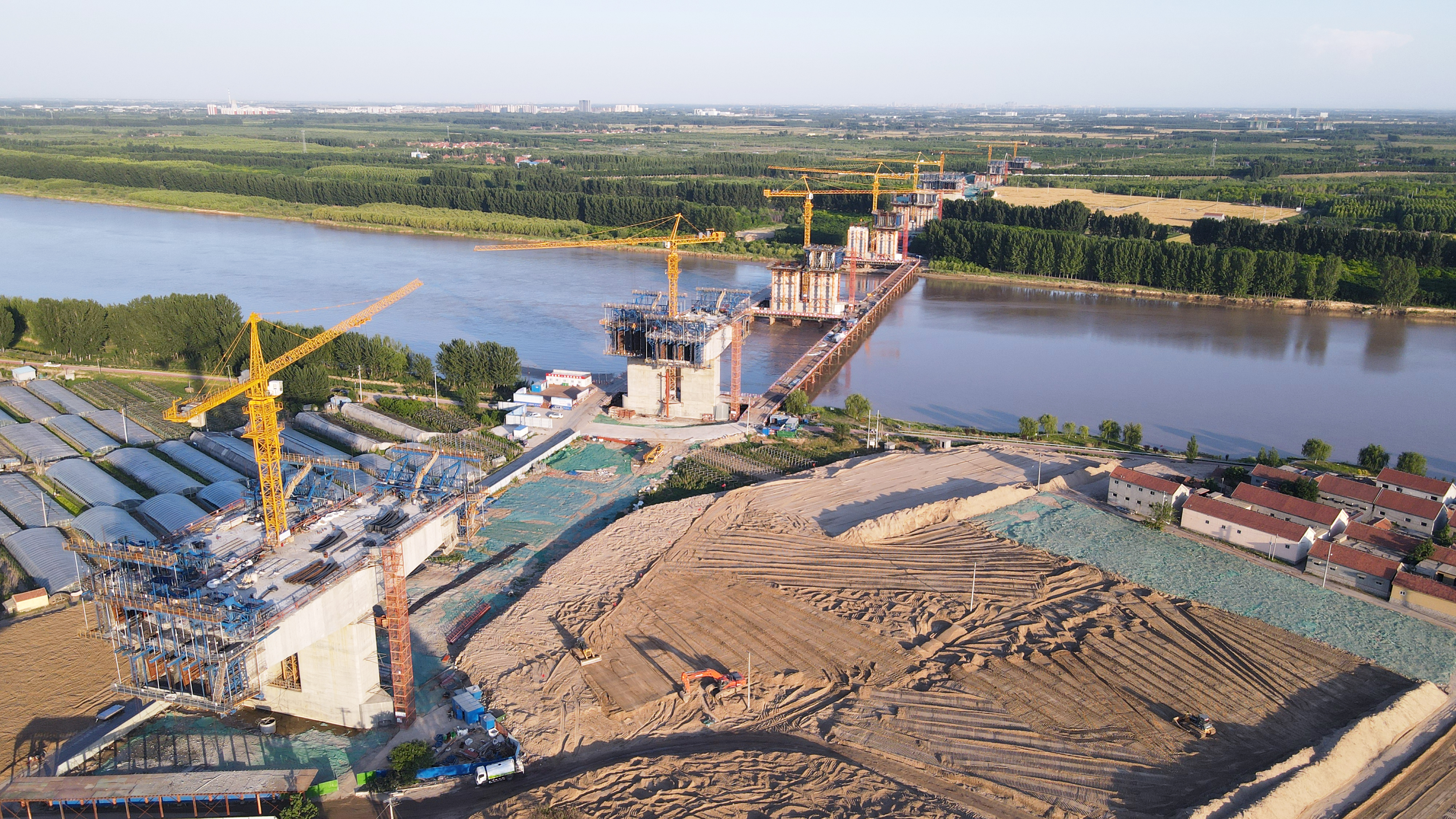 濱州黃河四橋掛籃項目